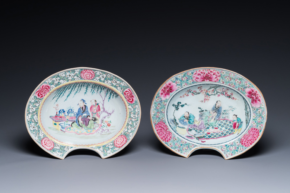 Deux plats &agrave; barbe de forme ovale en porcelaine de Chine famille rose, Yongzheng