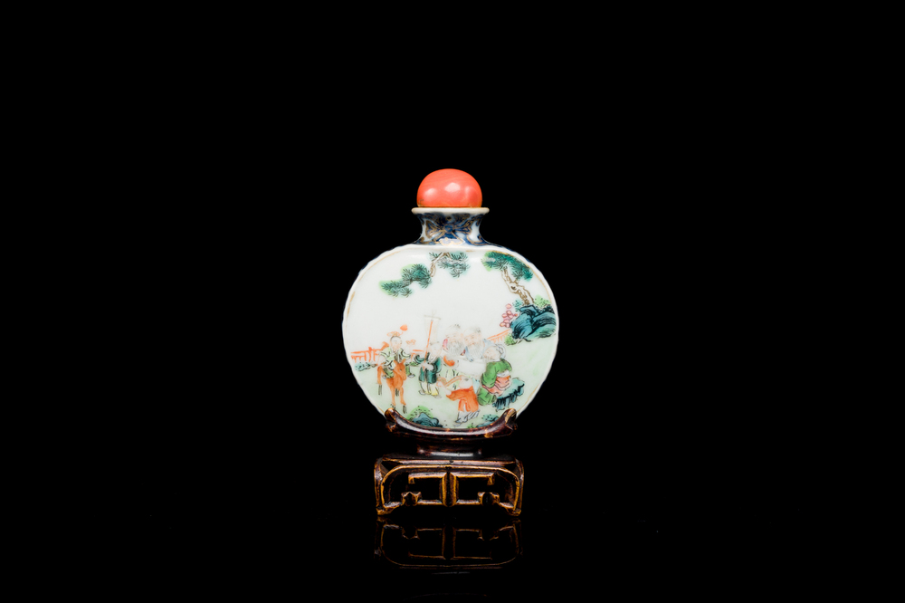 A Chinese famille rose 'Sanxing' snuff bottle, Qianlong mark and of the period