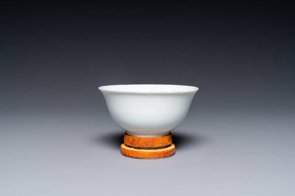 Bol en porcelaine de Chine en blanc monochrome, marque de Jinlu Dajiao Tan Yong 金箓大醮壇用, Jiajing