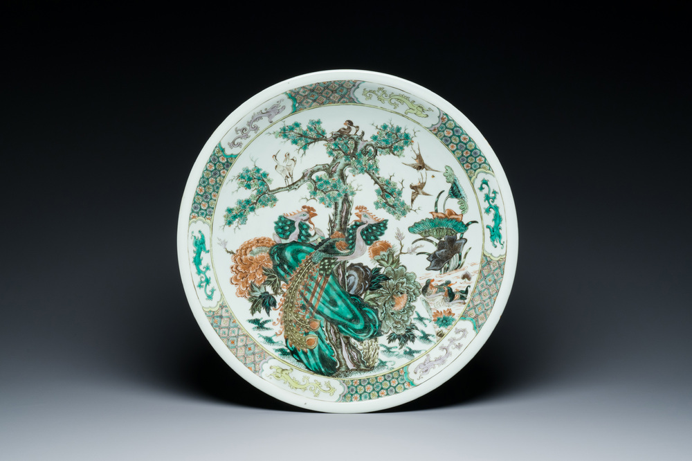 A large Chinese famille verte 'phoenixes' dish, 19th C.