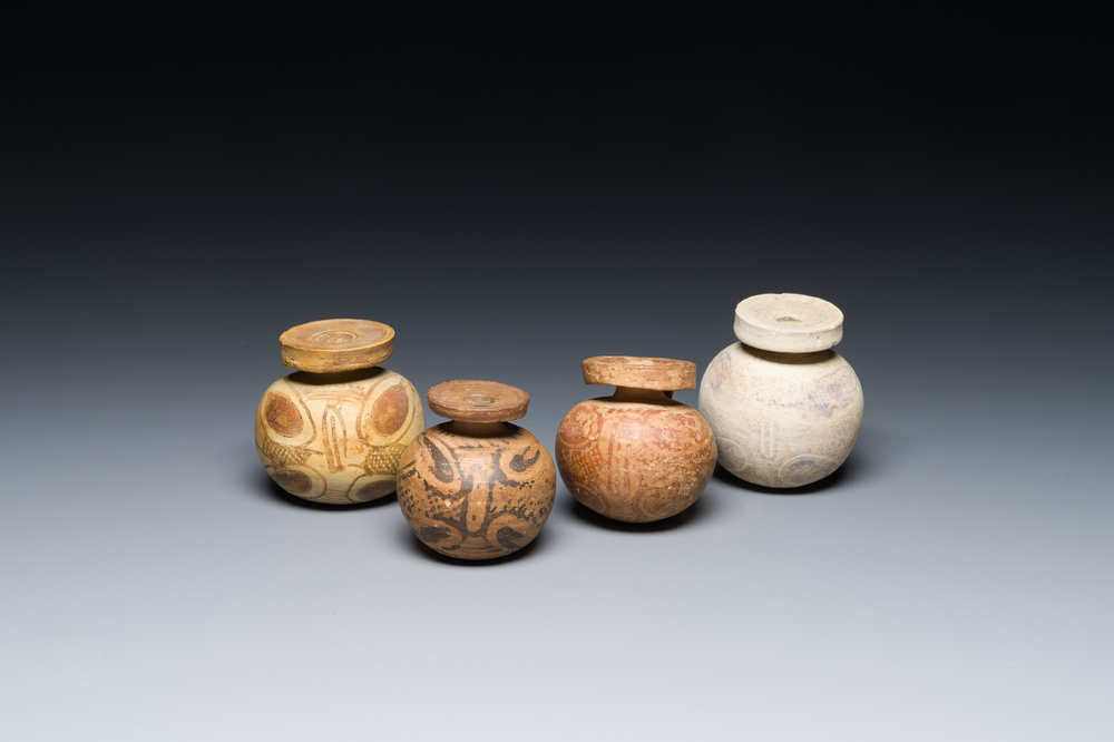 Four Corinthian painted terracotta aryballos, Greece, 6/5th C. B.C.
