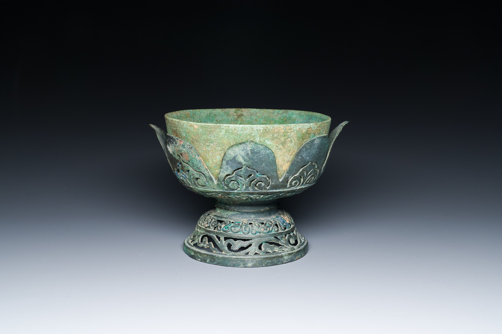 A Vietnamese bronze 'lotus' bowl, Champa culture, 15th C.