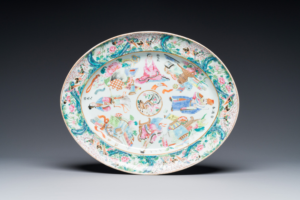 Plat de forme ovale en porcelaine de Chine famille rose de Canton &agrave; d&eacute;cor de 'Wu Shuang Pu', 19&egrave;me