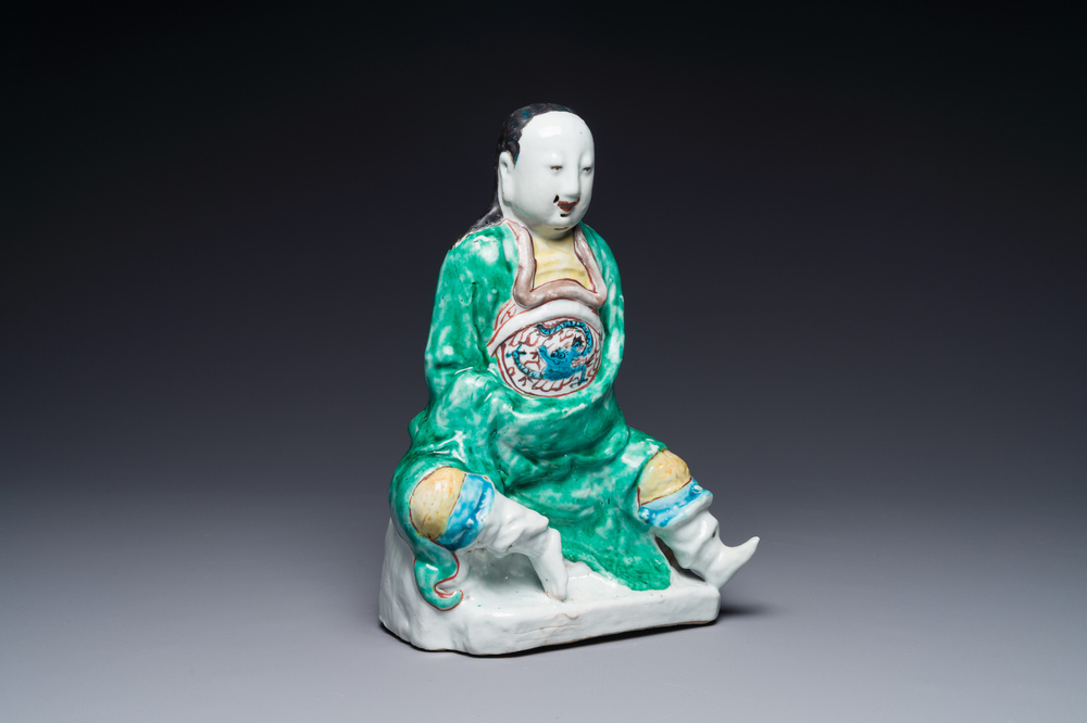 Figure de Zhen Wu en porcelaine de Chine wucai, Ming