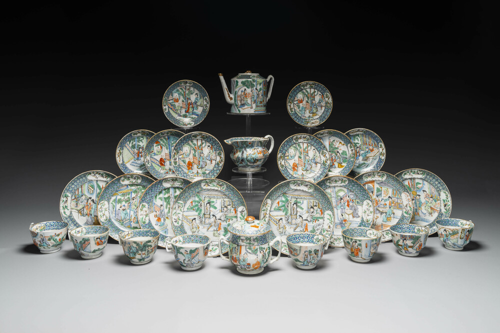 Service &agrave; th&eacute; de 27 pi&egrave;ces en porcelaine de Chine famille verte de Canton, 19&egrave;me