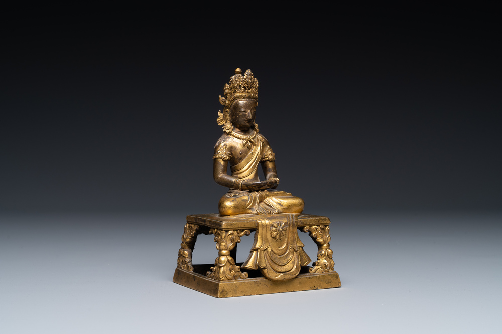 Bouddha Amitayus en bronze dor&eacute;, Sino-Tibet, Qianlong