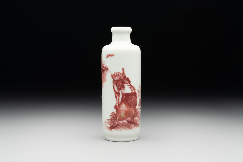 A Chinese copper-red snuff bottle with Li Tieguai, 18/19th C.