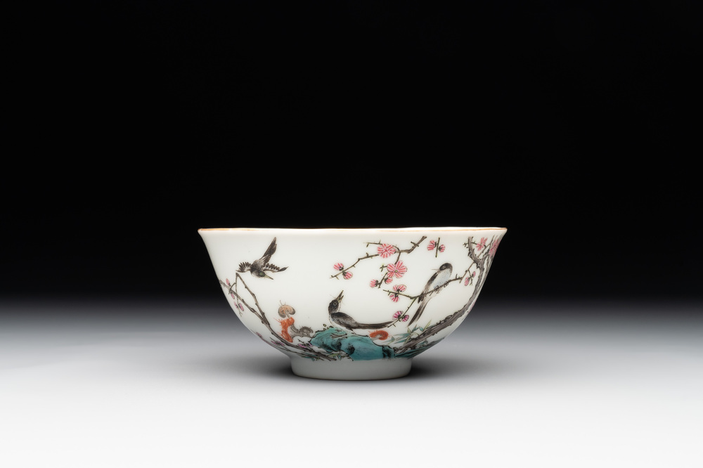 A Chinese famille rose bowl with birds amongst branches, 20th C.