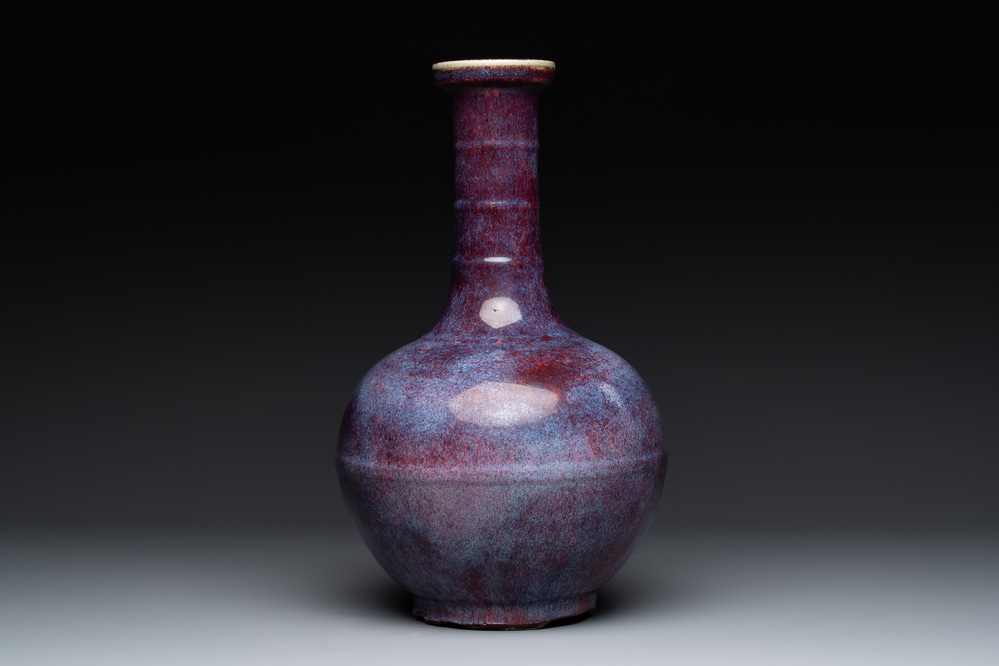 A Chinese flamb&eacute;-glazed bottle vase, 18/19th C.