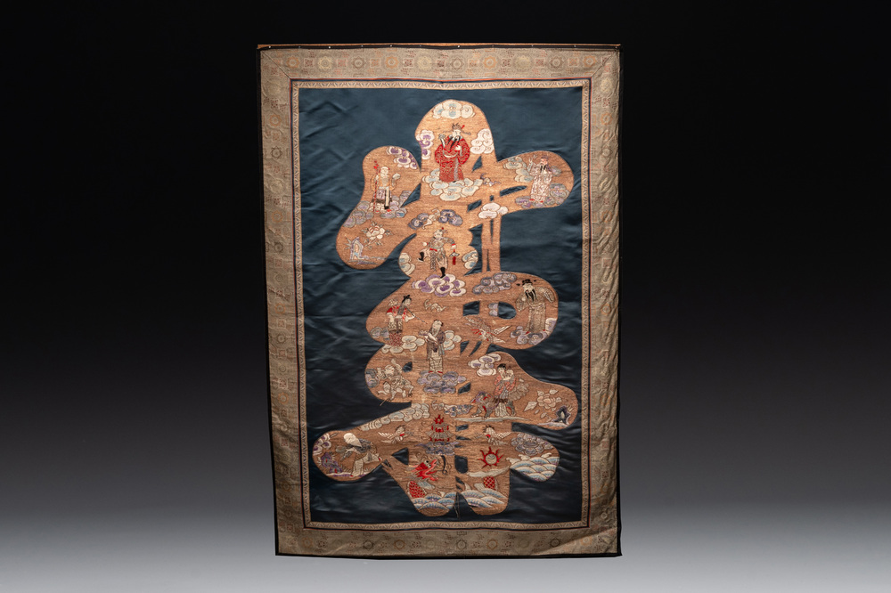 A fine Chinese embroidered silk 'Eight Immortals' cloth, 19/20th C.