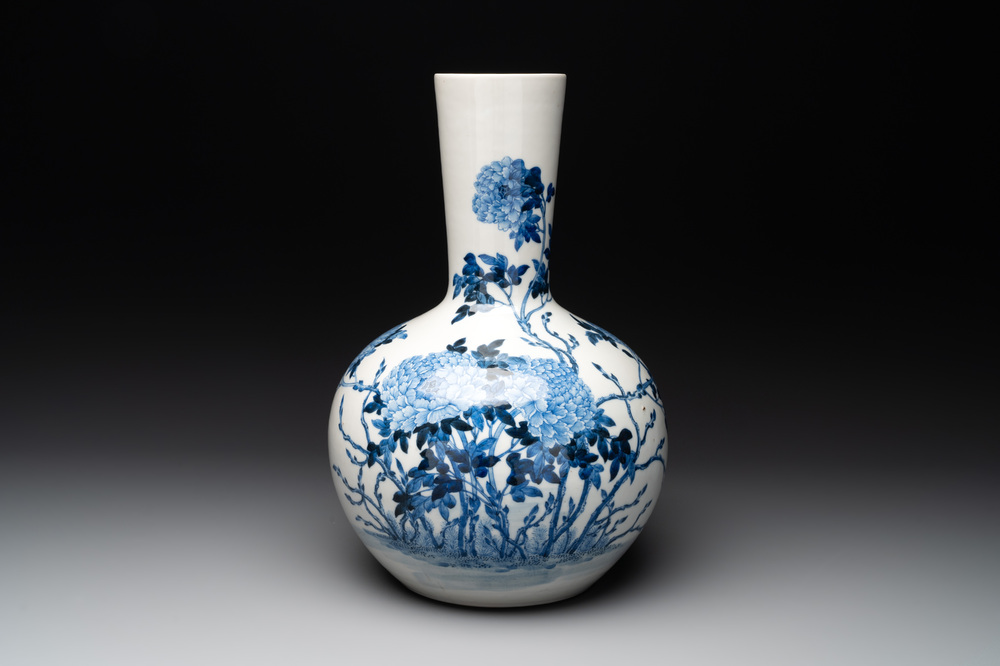 A Chinese blue and white 'tianqiuping' 'peony' vase, Qianlong mark, Republic