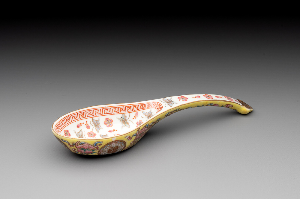 A rare Chinese imperial famille rose yellow-ground spoon, Guangxu mark and of the period