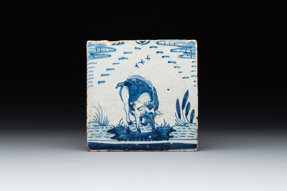 A blue and white Rotterdam 'crown' 'boar' tile, 17th C.
