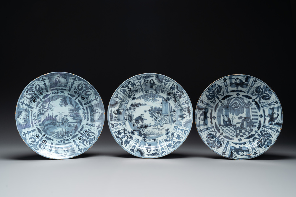 Three blue and white Dutch Delft chinoiserie dishes, late 17th C.