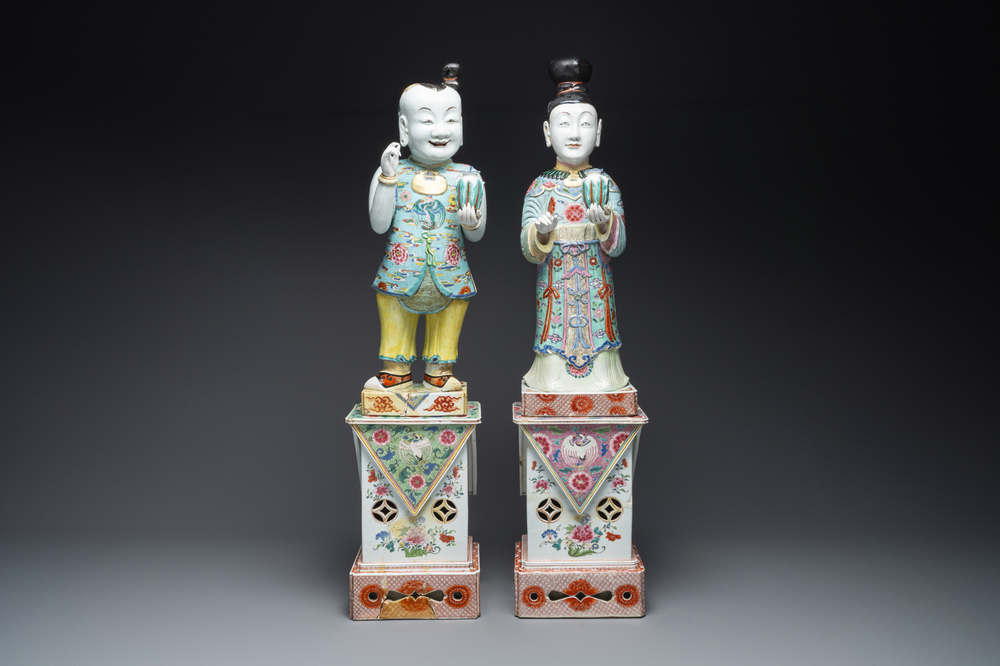 A pair of large Chinese famille rose figures on stands, Qianlong