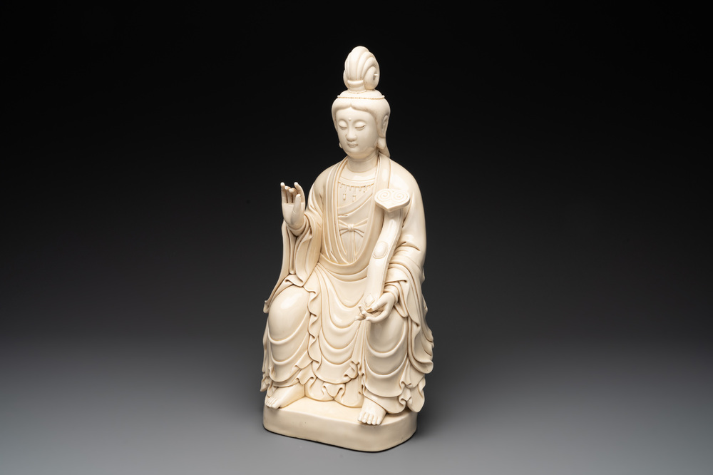 A Chinese Dehua blanc de Chine seated Bodhisattva, 20th C.