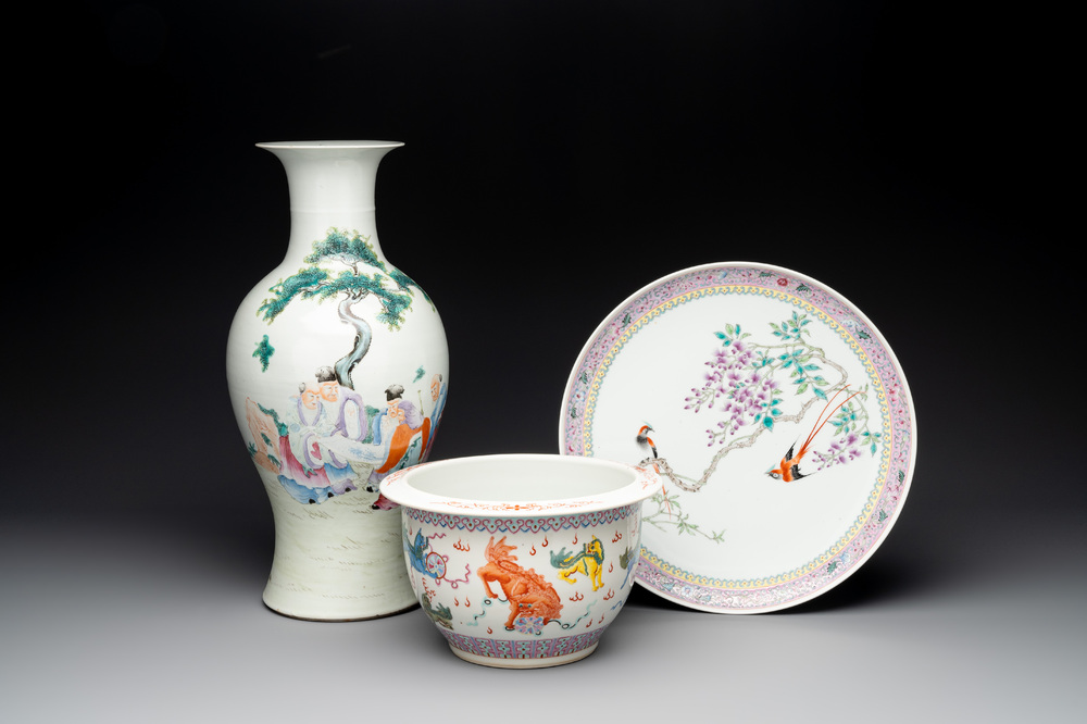 A Chinese famille rose vase, a jardini&egrave;re and a dish, Qianlong and Guangxu marks, 20th C.