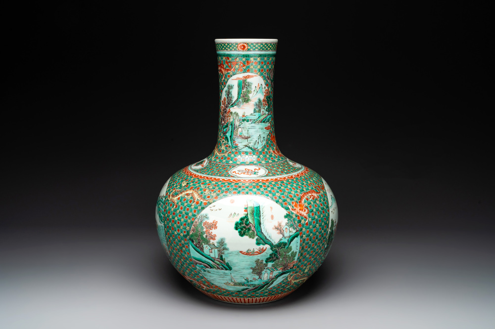A large Chinese famille verte 'river landscape' 'tianqiu ping' vase, Chenghua mark, 19th C.