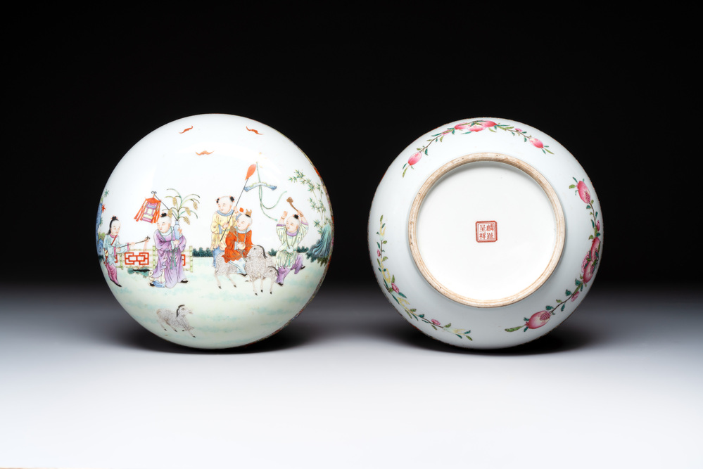 A Chinese famille rose 'playing boys' box and cover, Ling Zhi Cheng Xiang 麟趾呈祥 mark, 20th C.