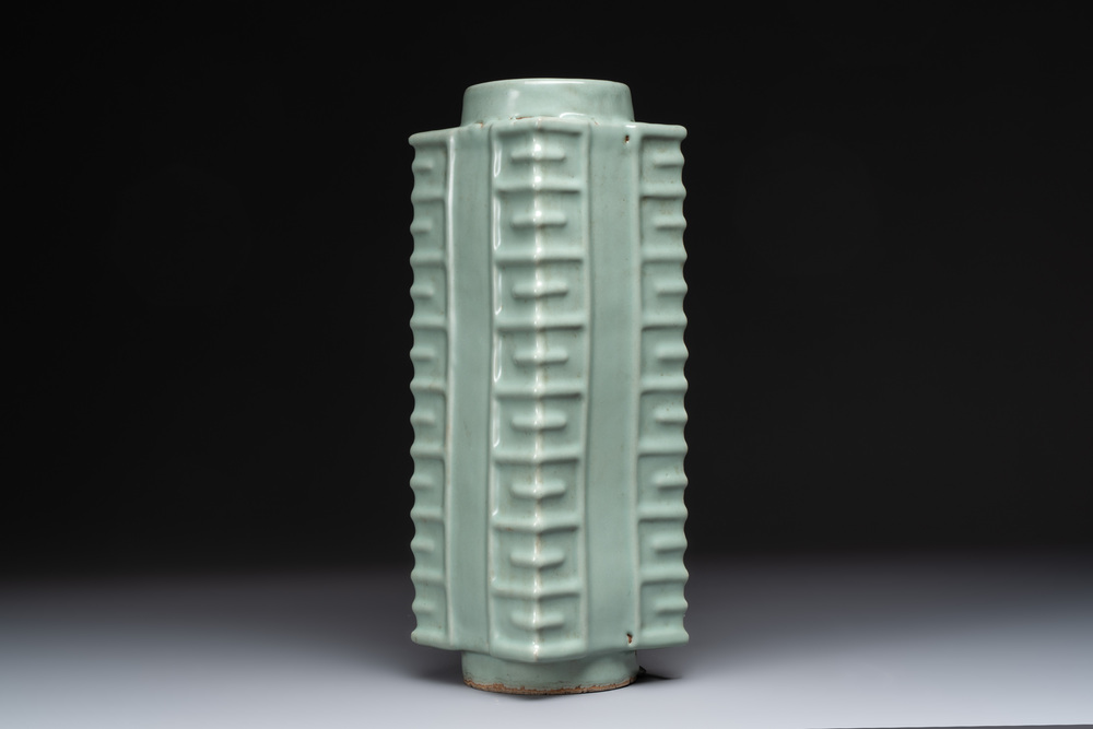 A large Chinese Longquan celadon 'cong' vase, Song/Yuan