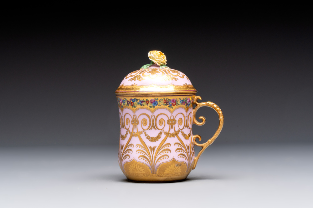 A polychrome gilt Royal Vienna porcelain 'Cherbetlik' pot and cover for the Ottoman market, 18/19th C.