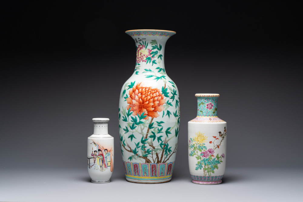Three Chinese famille rose vases with figural and floral design, Qianlong mark, 19/20th C.