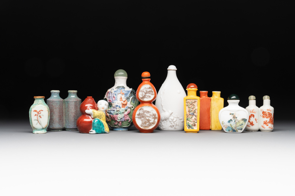 A collection of ten Chinese snuff bottles, various marks, 19/20th C.