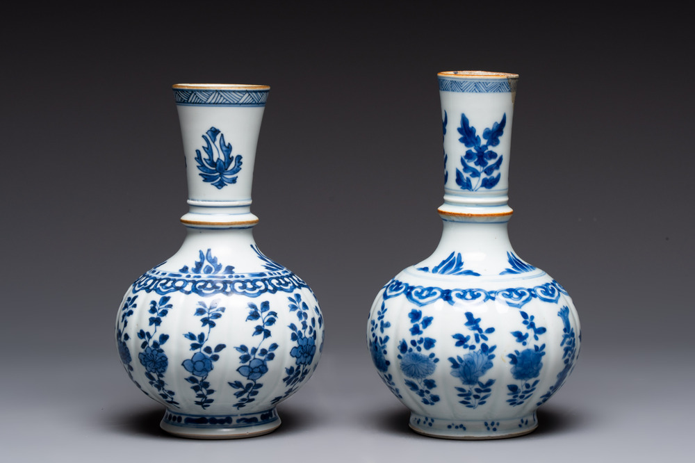 A pair of Chinese blue and white hookah bases with floral design, Kangxi