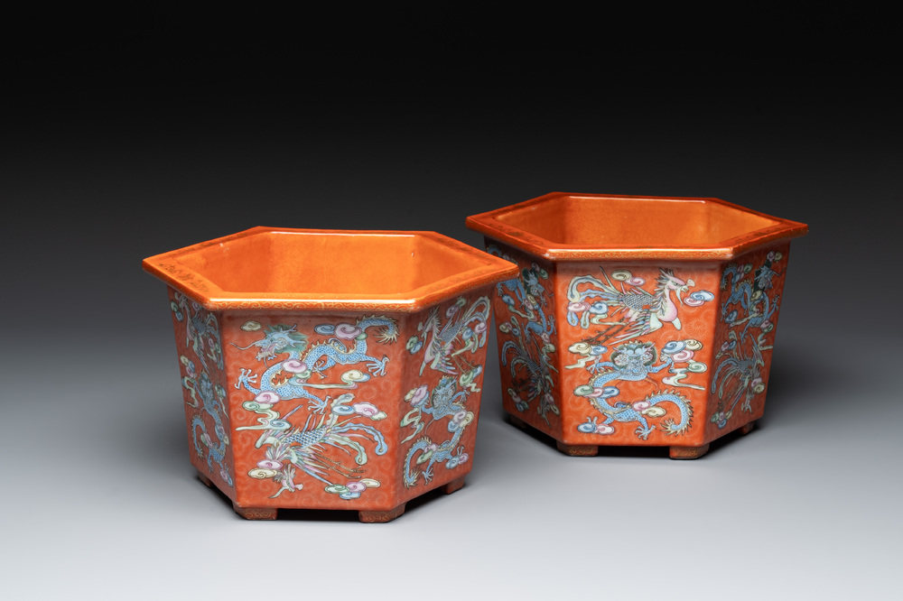 A pair of Chinese coral-red-ground 'dragon and phoenix' jardini&egrave;res, Qianlong mark, 19th C.