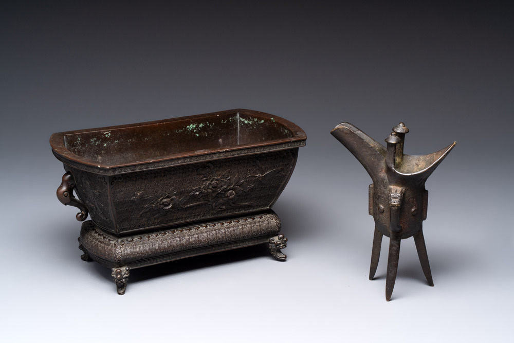 A Chinese bronze ritual wine vessel and a Japanese jardini&egrave;re, 17/19th C.