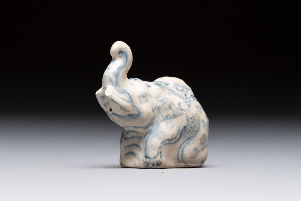 An Annamese or Vietnamese blue and white elephant-form water dropper, 15/16th C.