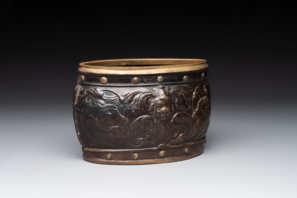 A Dutch gilt-brass mounted pressed baleen casket, Herman Doomer, 17th C.