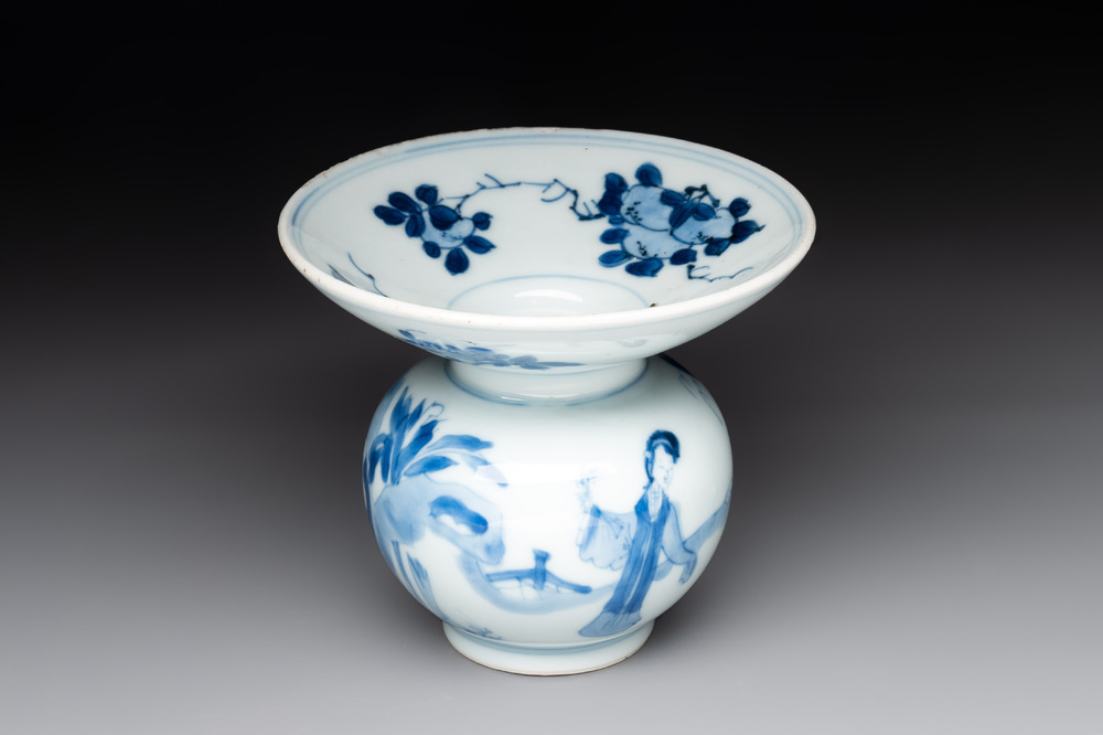 A Chinese blue and white spittoon with figural design, Kangxi