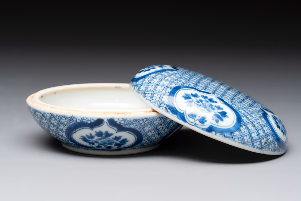 A Chinese blue and white box and cover with floral design, artemisia leaf mark, Kangxi