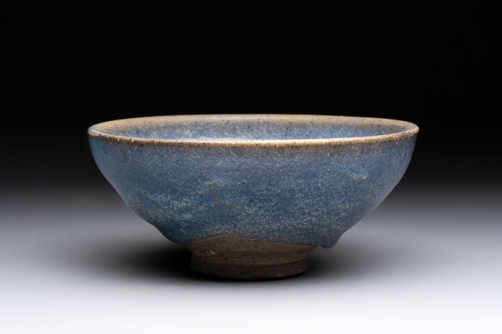 A Chinese 'jun' bowl, Yuan/Ming