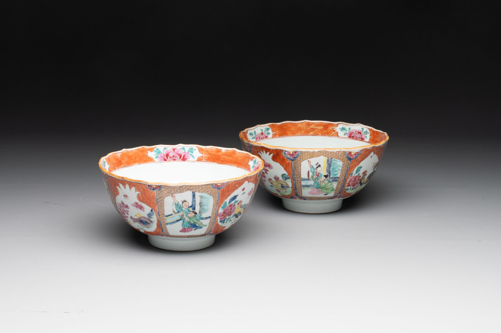 A pair of Chinese famille rose bowls with figures and roosters, Yongzheng/Qianlong