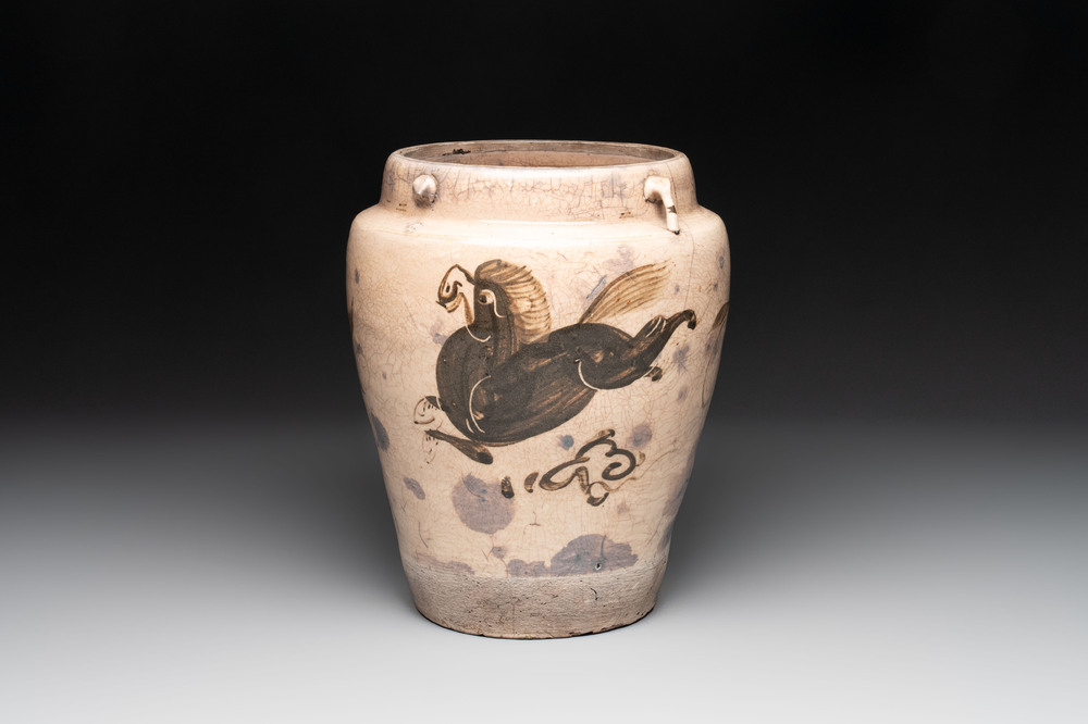 A Chinese cizhou jar with mythical horse design, 17/18th C.