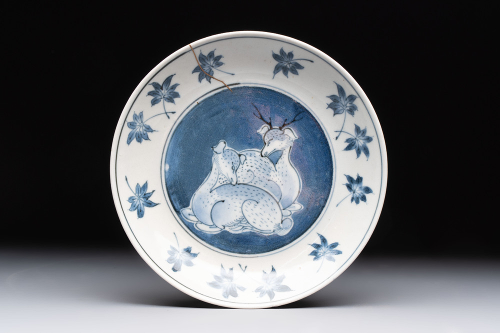 A Japanese blue and white 'deer and maple leaf' plate, Edo, 17th C.