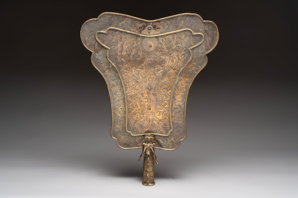 A Chinese brass fan-form temple sign with dragon and phoenix design, Xuantong and Yue Sheng Tang 悅勝堂 mark, dated 1911