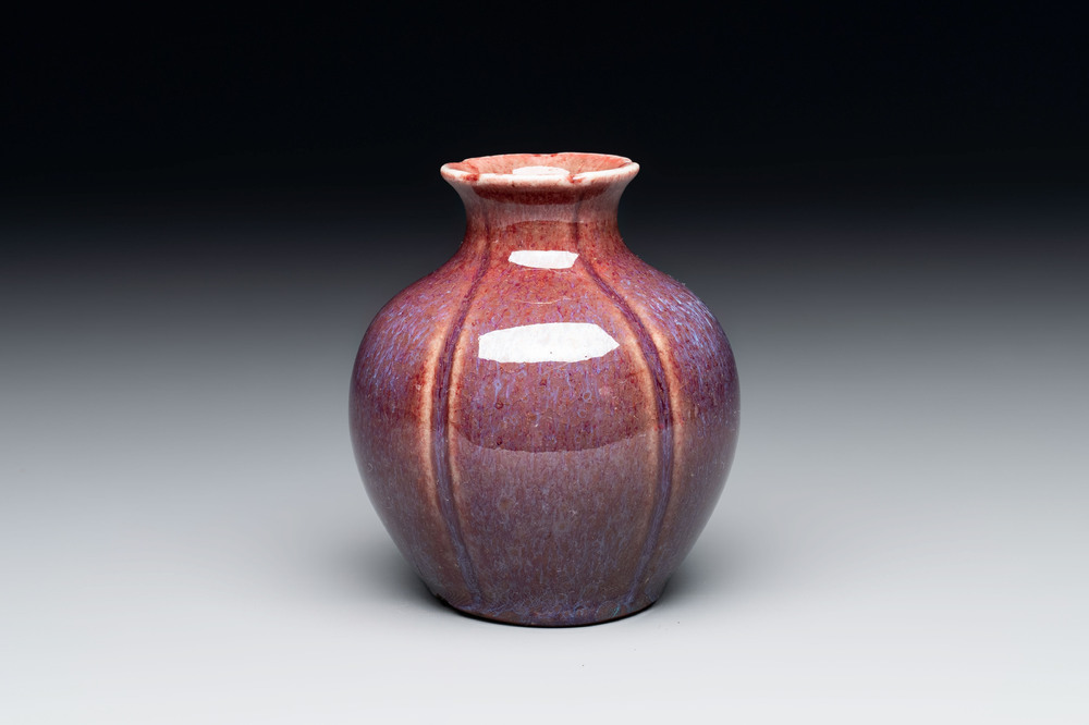 A Chinese flamb&eacute;-glazed 'pomegranate' vase, 18/19th C.