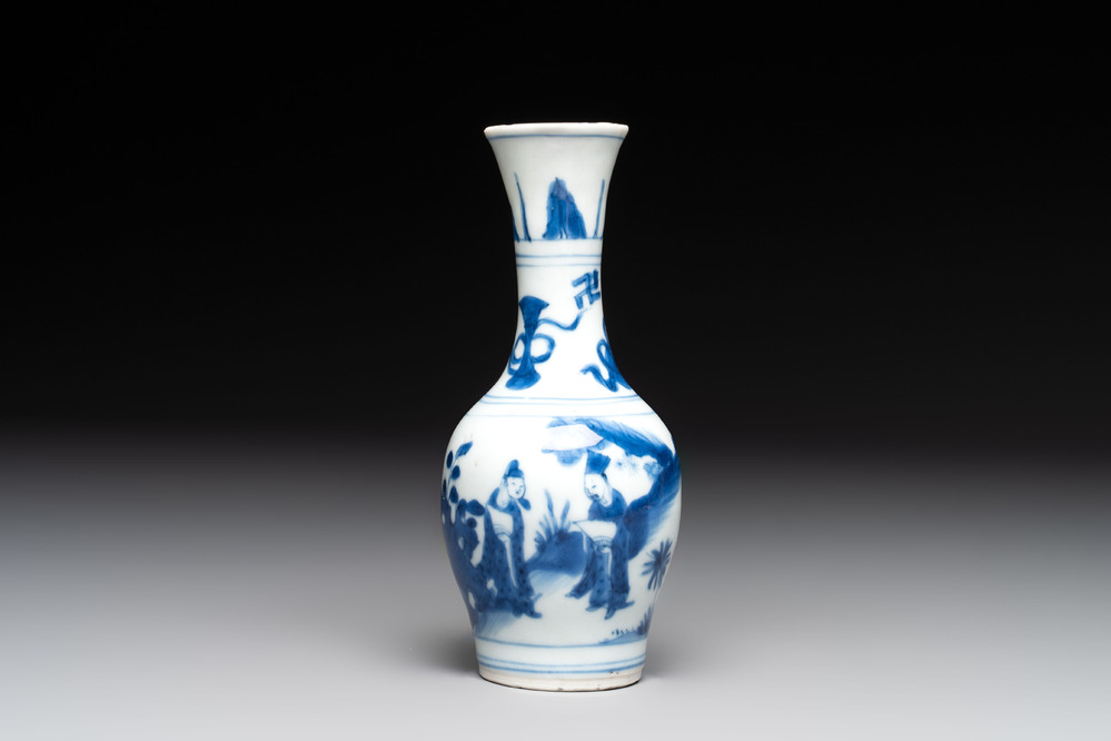 A small Chinese blue and white bottle vase with narrative design, Transitional period