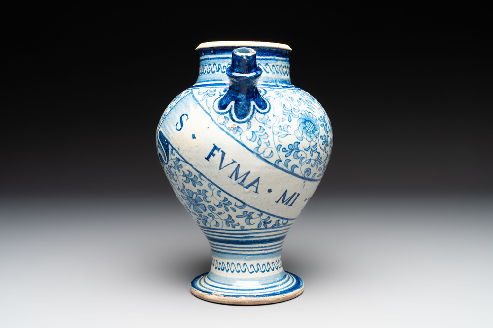 A fine blue and white Antwerp maiolica wet drug jar, 16th C.