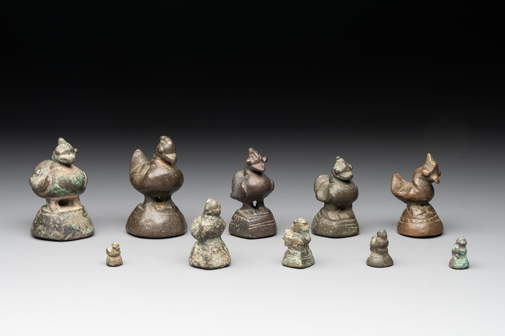 Ten Burmese bronze bird-form opium weights, 18/19th C.