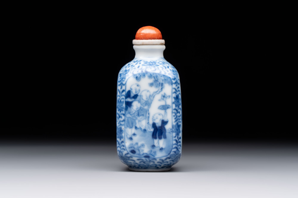 A Chinese blue and white 'playing boys' snuff bottle, Yongzheng mark, 18/19th C.