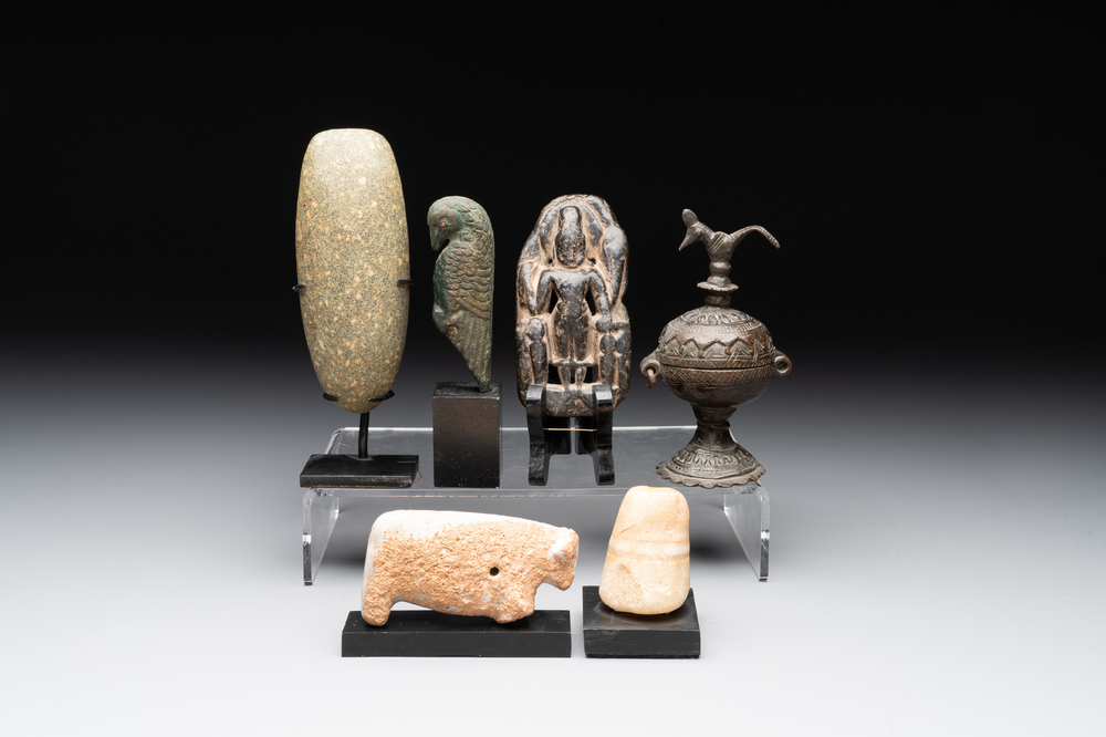 A varied collection of stone, marble and bronze figures and objects, India and Afghanistan, 3/1st C. B.C.
