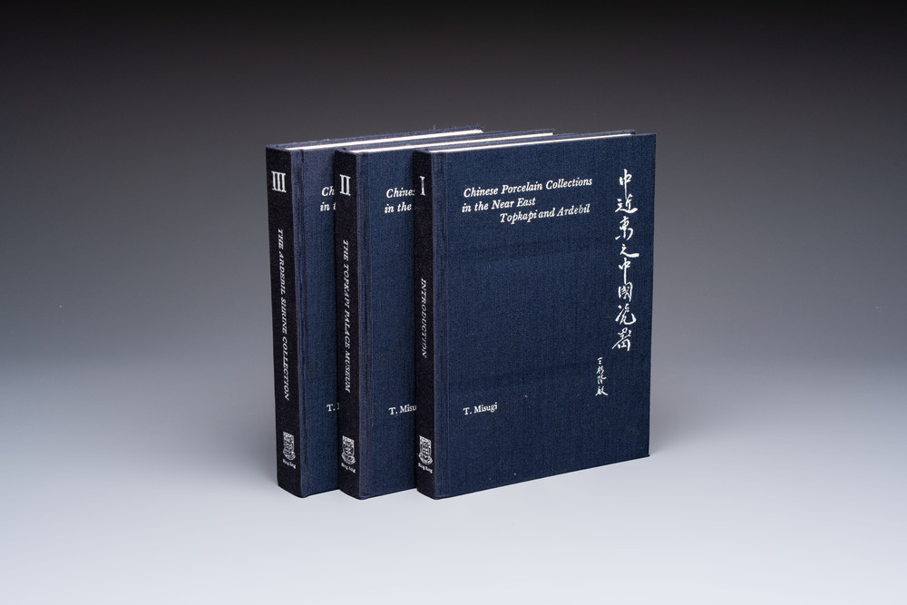 T. Misugi: 'Chinese Porcelain Collections in the Near East: Topkapi and Ardebil', three volumes, 1981