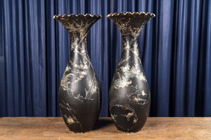 A pair of large mother-of-pearl-inlaid black-lacquered Japanese vases with fan-shaped rims, Meiji, 19th C.