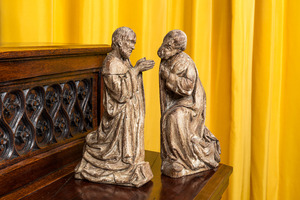 A pair of wooden figures of praying saints, 19th C. or earlier