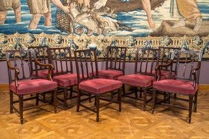 Six chaises et une paire de fauteuils en acajou, Angleterre, 19ème