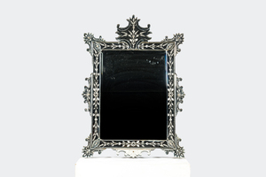 Un miroir en verre gravé, Venice, Italie, 20ème